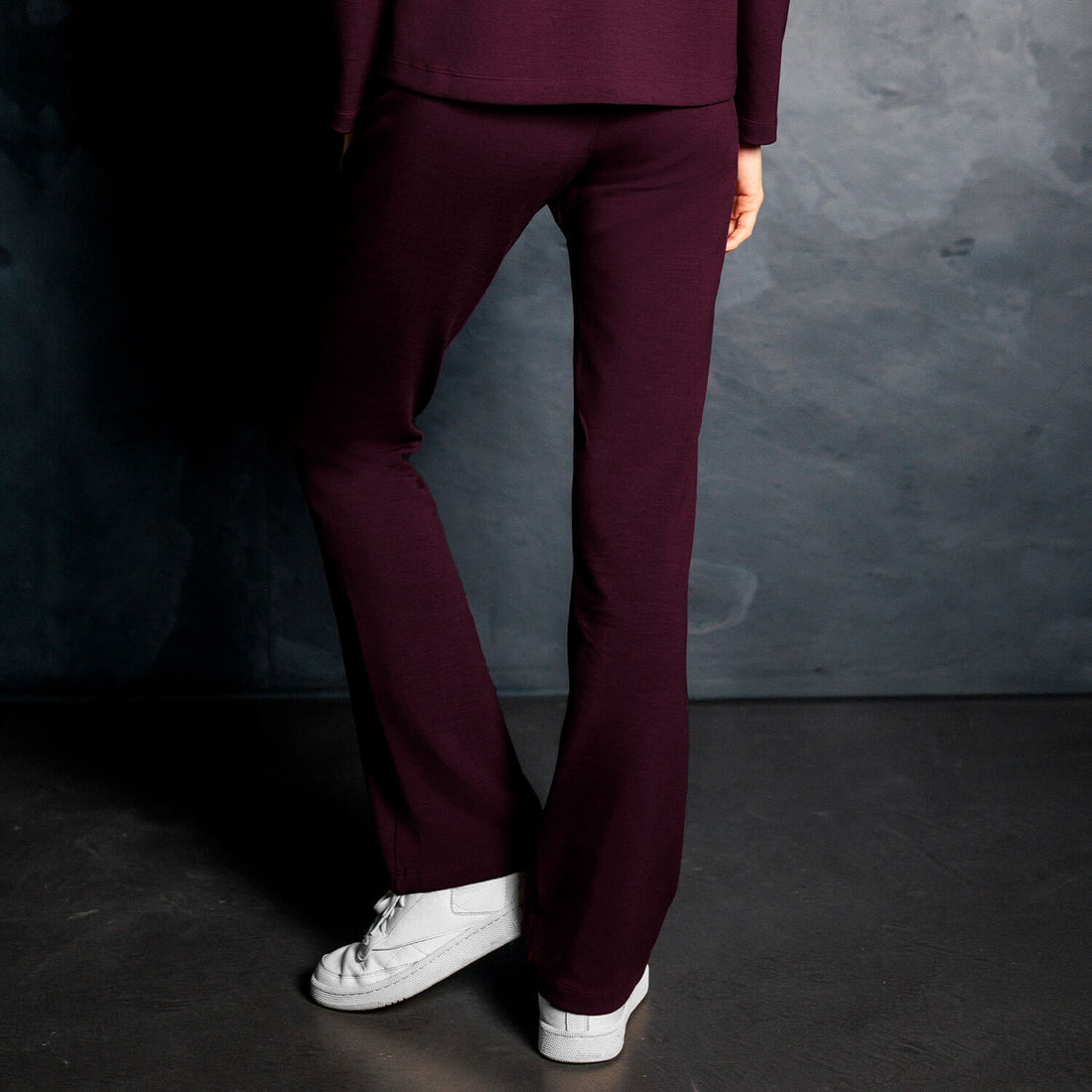 Comfortable travel pants women || Mulberry