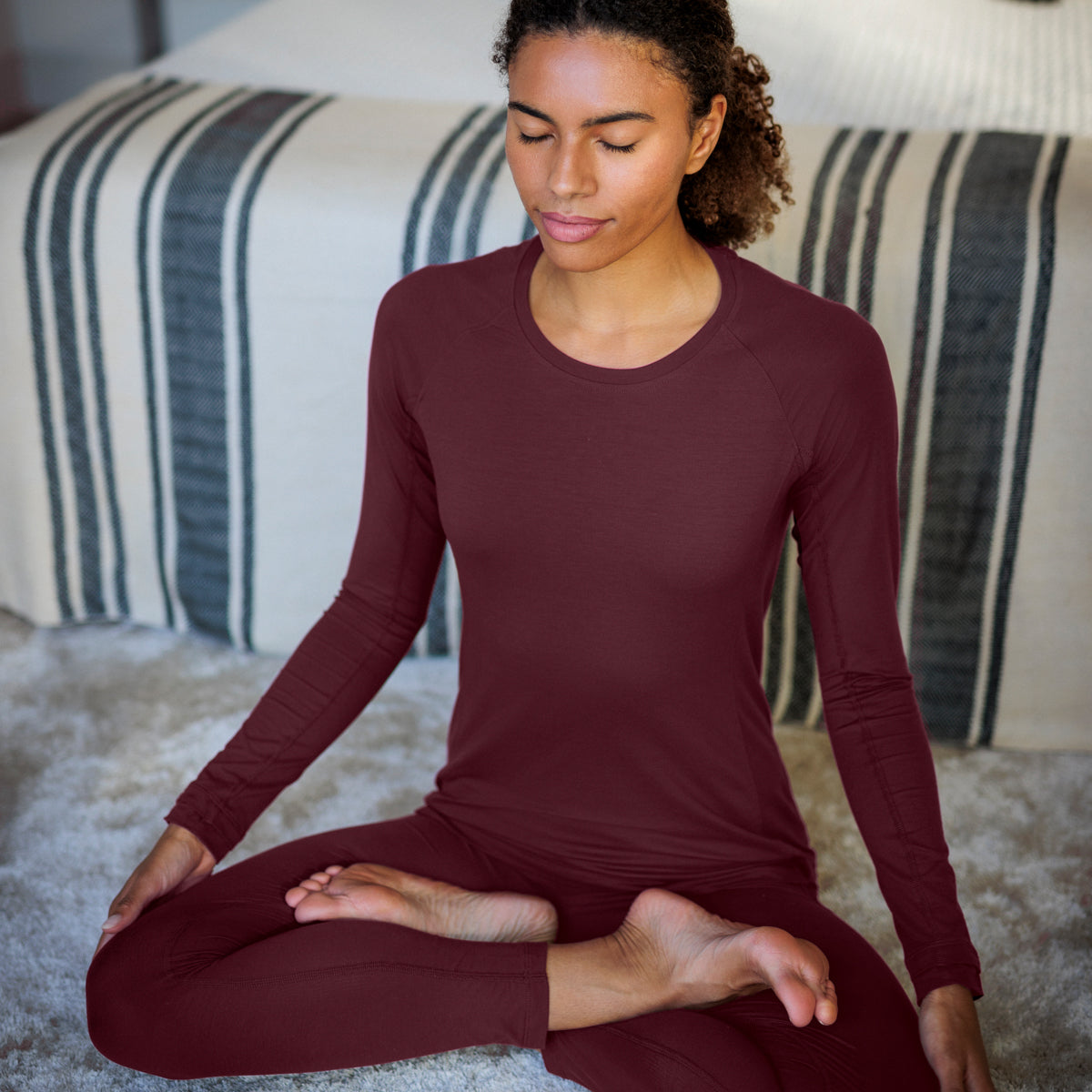 Functional sleepwear for women || Burgundy