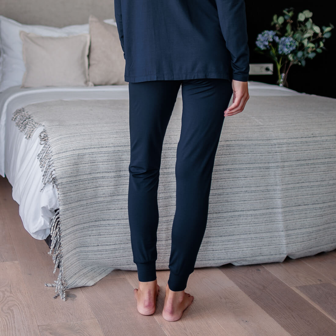 Pajamas for night sweats || Midnight blue