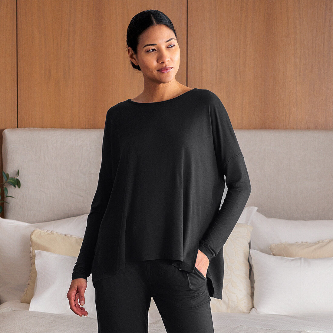 Moisture wicking sleep shirt || Black